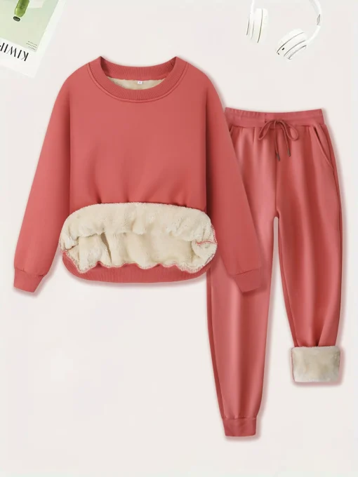 Casual lambskin hoodie and sweatpants set