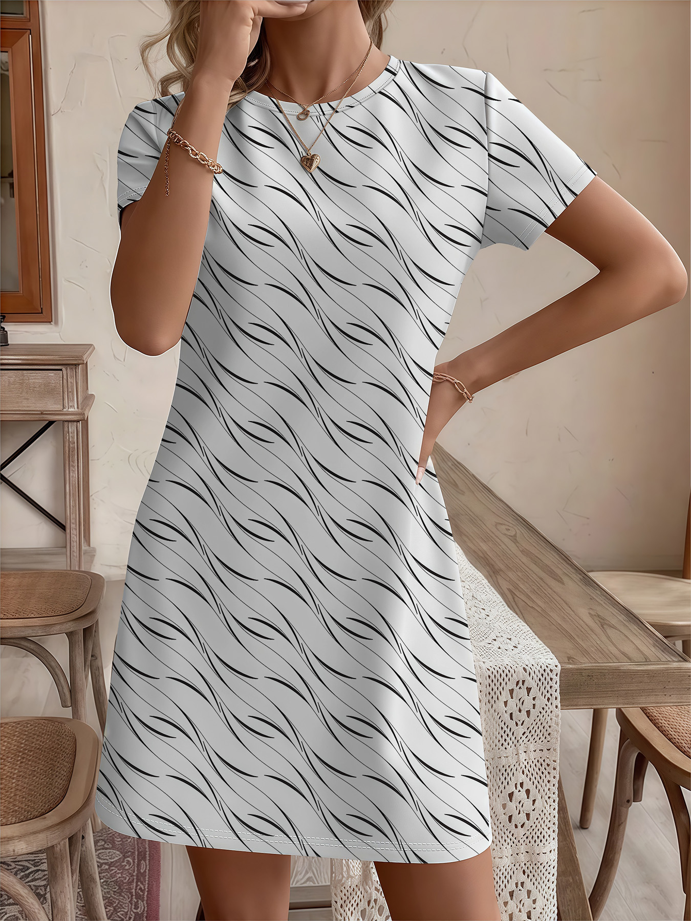 Women's autumn white striped short-sleeved dress